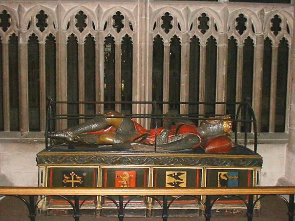Monument à la mémoire de Robert Courteheuse dans l'église abbatiale de Saint-Pierre de Gloucester.